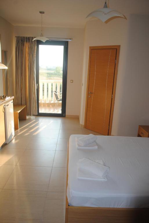 Niriides Studios And Apartments Paralia Katerinis Ruang foto