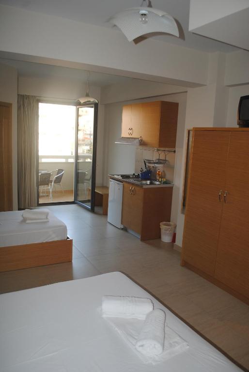 Niriides Studios And Apartments Paralia Katerinis Ruang foto