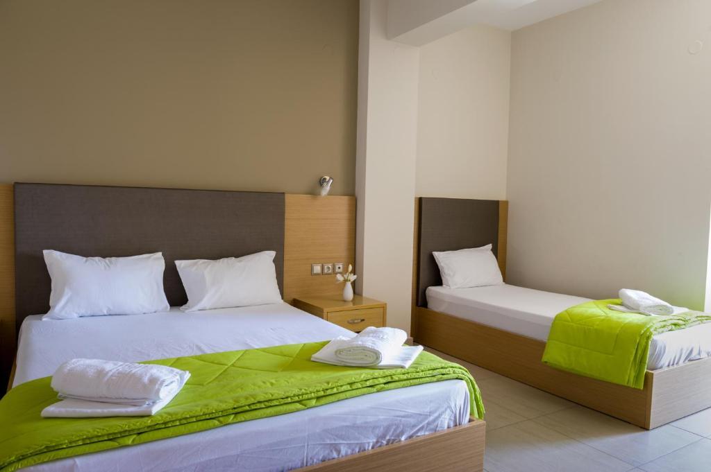 Niriides Studios And Apartments Paralia Katerinis Ruang foto